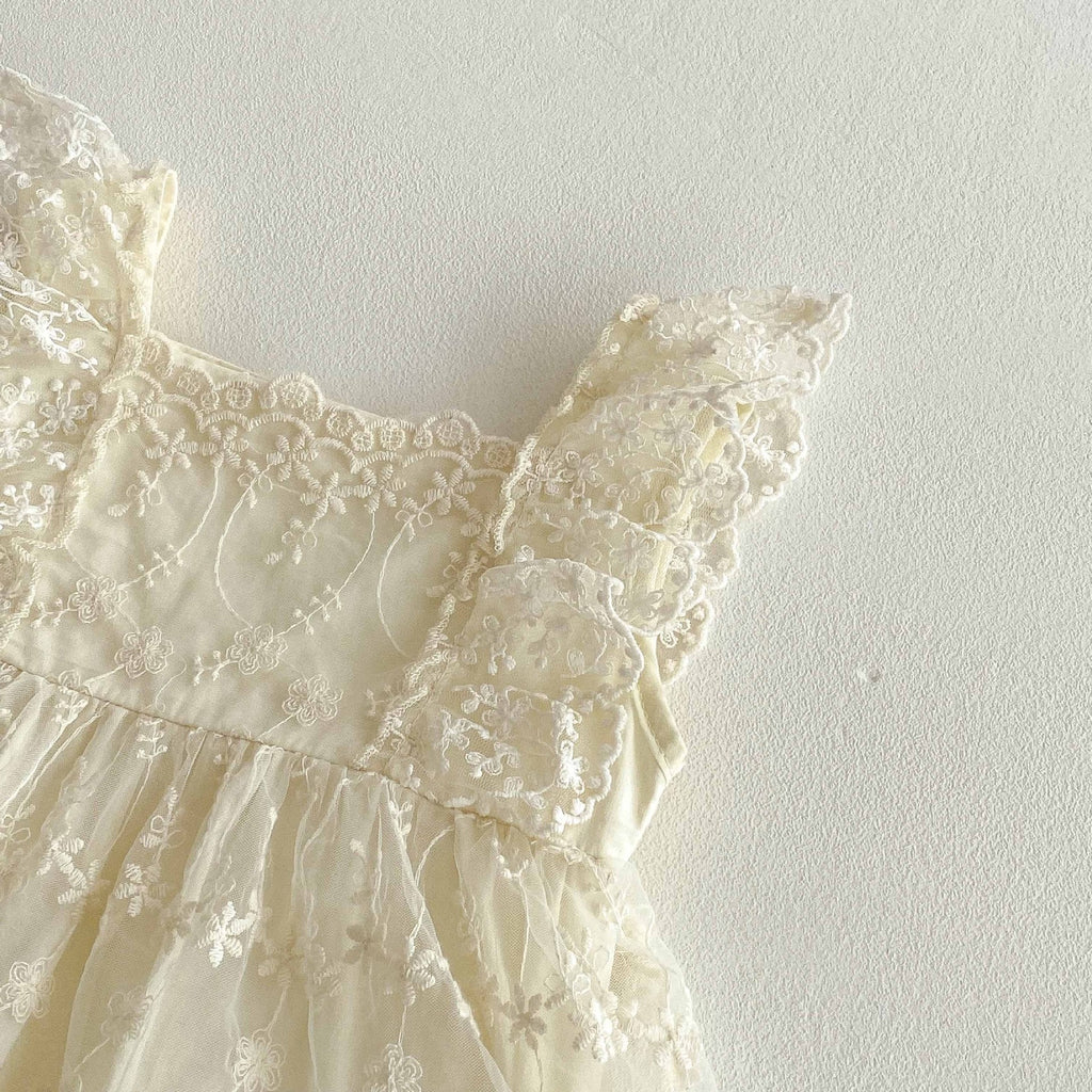 Summer Arrival Baby Girls Cute Beige Sleeveless Flowers Pattern Lace Onesies