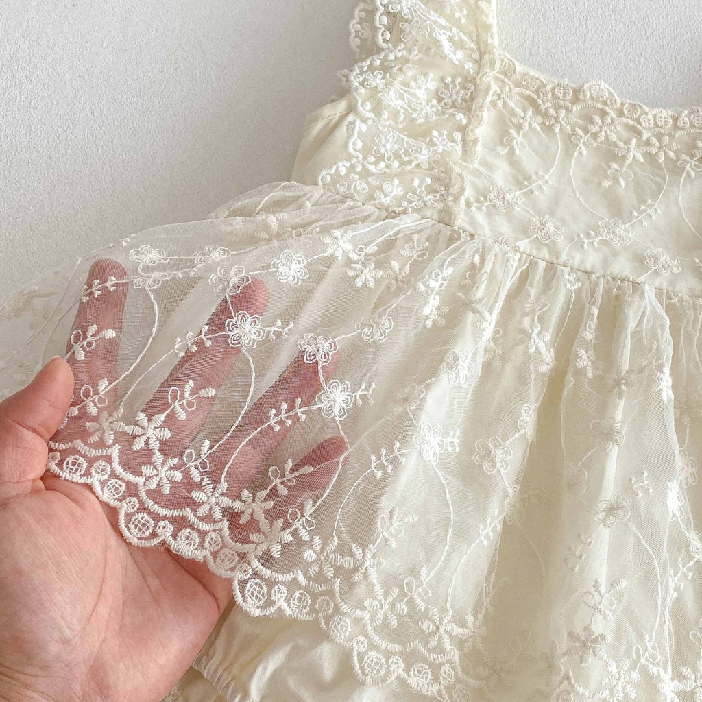 Summer Arrival Baby Girls Cute Beige Sleeveless Flowers Pattern Lace Onesies